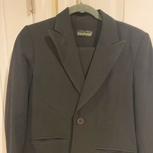 Women’s Black Skirt Suit
